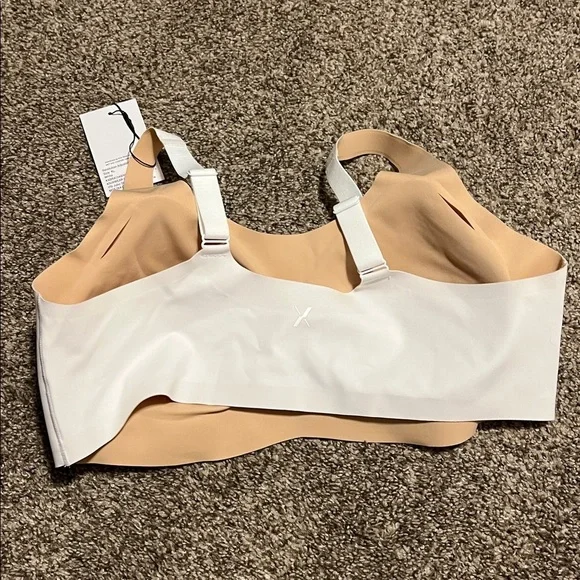 Knix Revolution Adjustable Pullover Bra - Picture 3 of 3